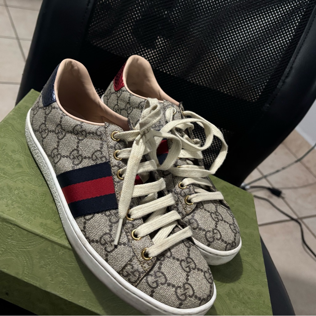Gucci Sneakers Women Size 37
